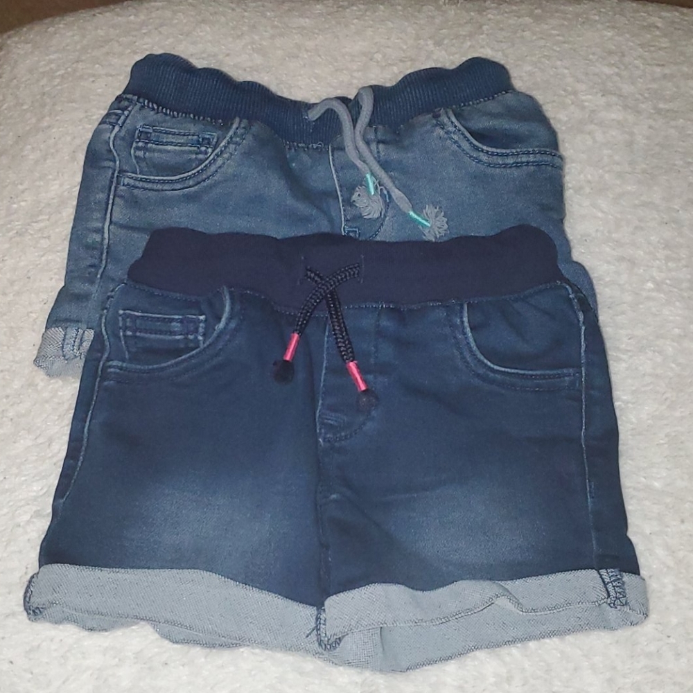 2 pairs of 4T girls shorts